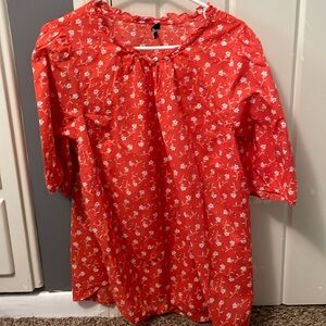 Talbots 1X Pretty Red Blouse. Little flowers bring out the spring and summer.